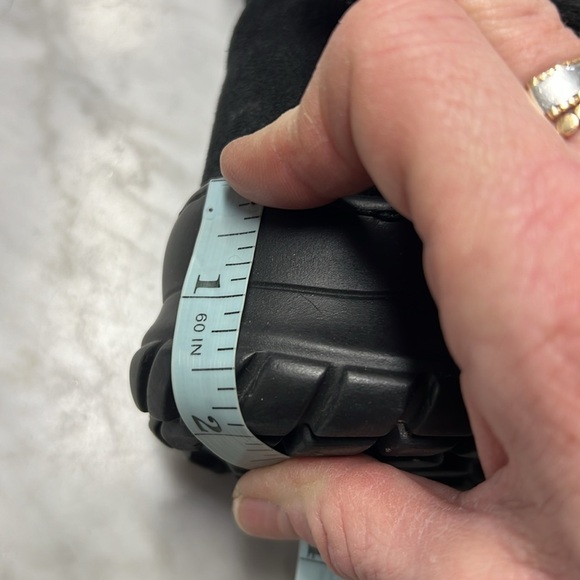 Pajar Black Pony Hair and Faux Fur Zip Front Winter Boots Size 39 - Picture 12 of 12